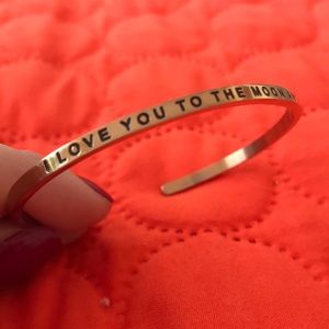 Mantraband: I Love You To The Moon And Back (gold)